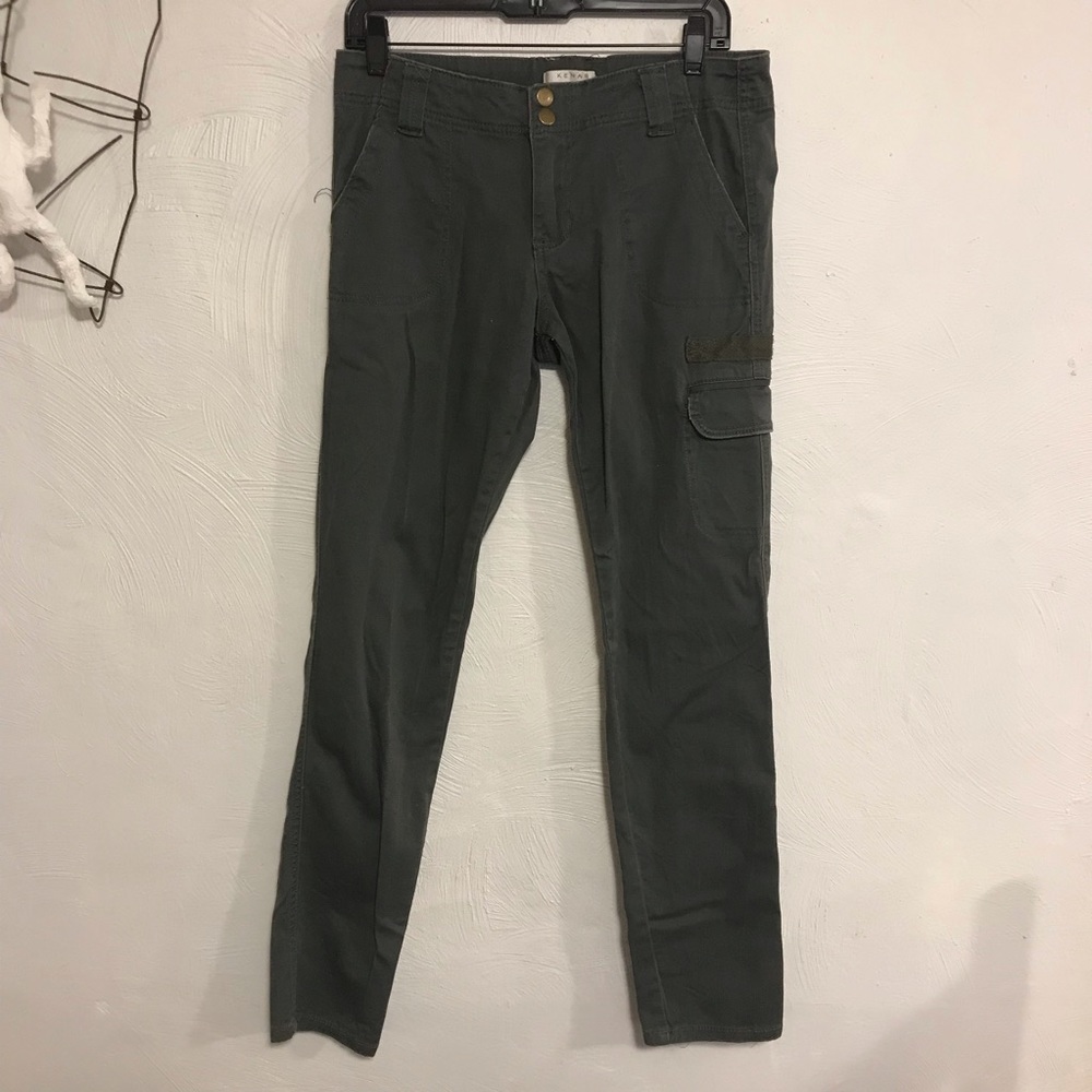 Green cargo pants